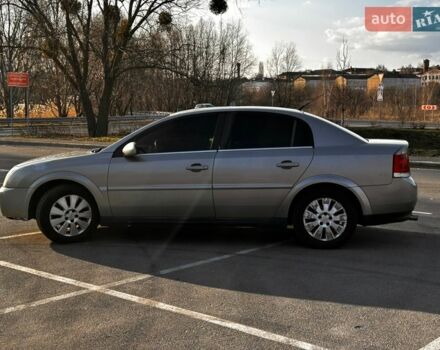 Сірий Опель Вектра, об'ємом двигуна 2.2 л та пробігом 267 тис. км за 4200 $, фото 1 на Automoto.ua