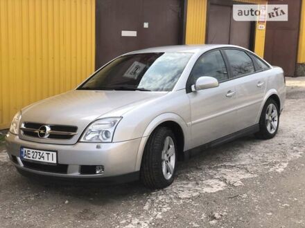 Опель Вектра 2004 у Кривому Розі на Automoto.ua Сірий Опель Вектра, об'ємом двигуна 2.2 л та пробігом 174 тис. км за 4999 $, фото 1 на Automoto.ua