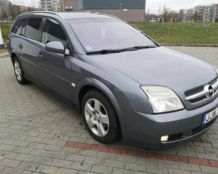 Серый Опель Вектра, объемом двигателя 1.9 л и пробегом 250 тыс. км за 3000 $, фото 1 на Automoto.ua