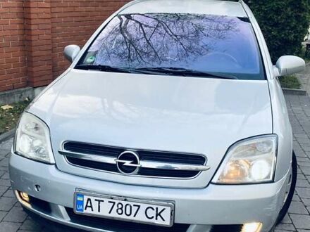 Серый Опель Вектра, объемом двигателя 1.9 л и пробегом 500 тыс. км за 3000 $, фото 1 на Automoto.ua