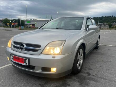 Сірий Опель Вектра, об'ємом двигуна 2.2 л та пробігом 208 тис. км за 2750 $, фото 1 на Automoto.ua