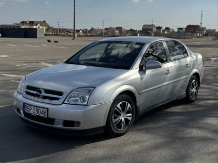 Серый Опель Вектра, объемом двигателя 2 л и пробегом 268 тыс. км за 2399 $, фото 1 на Automoto.ua
