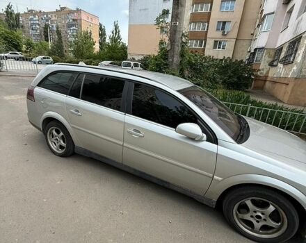 Серый Опель Вектра, объемом двигателя 2.96 л и пробегом 365 тыс. км за 3200 $, фото 1 на Automoto.ua
