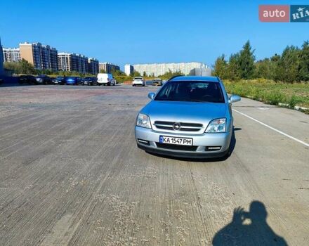 Серый Опель Вектра, объемом двигателя 2 л и пробегом 260 тыс. км за 3700 $, фото 1 на Automoto.ua