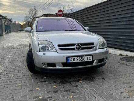Серый Опель Вектра, объемом двигателя 2.2 л и пробегом 260 тыс. км за 4200 $, фото 1 на Automoto.ua