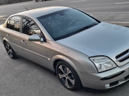 Серый Опель Вектра, объемом двигателя 3.2 л и пробегом 283 тыс. км за 2999 $, фото 1 на Automoto.ua