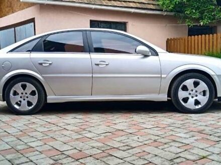 Серый Опель Вектра, объемом двигателя 2.2 л и пробегом 318 тыс. км за 4100 $, фото 1 на Automoto.ua