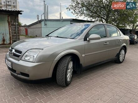 Сірий Опель Вектра, об'ємом двигуна 2.2 л та пробігом 310 тис. км за 3899 $, фото 1 на Automoto.ua