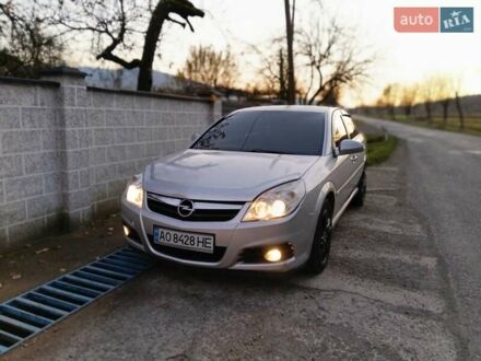 Серый Опель Вектра, объемом двигателя 1.9 л и пробегом 315 тыс. км за 4200 $, фото 1 на Automoto.ua