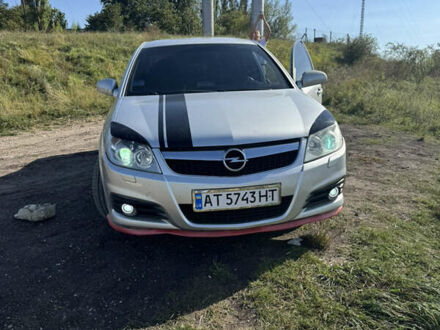 Сірий Опель Вектра, об'ємом двигуна 2.2 л та пробігом 227 тис. км за 4400 $, фото 1 на Automoto.ua