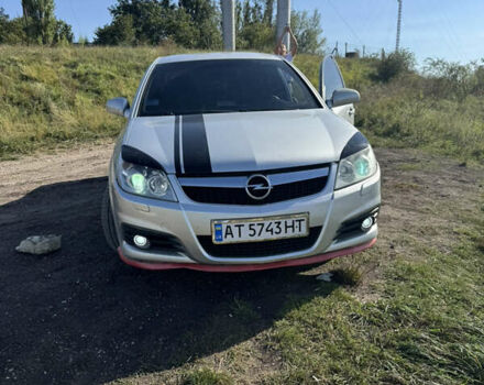 Сірий Опель Вектра, об'ємом двигуна 2.2 л та пробігом 227 тис. км за 4400 $, фото 1 на Automoto.ua