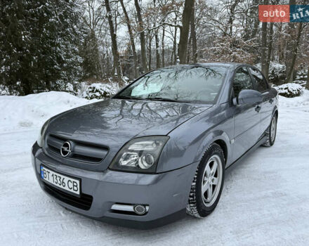 Серый Опель Вектра, объемом двигателя 2.2 л и пробегом 248 тыс. км за 4400 $, фото 1 на Automoto.ua