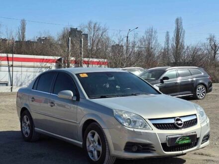 Серый Опель Вектра, объемом двигателя 2.2 л и пробегом 184 тыс. км за 5550 $, фото 1 на Automoto.ua