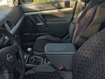 Сірий Опель Вектра, об'ємом двигуна 1.6 л та пробігом 338 тис. км за 3000 $, фото 1 на Automoto.ua