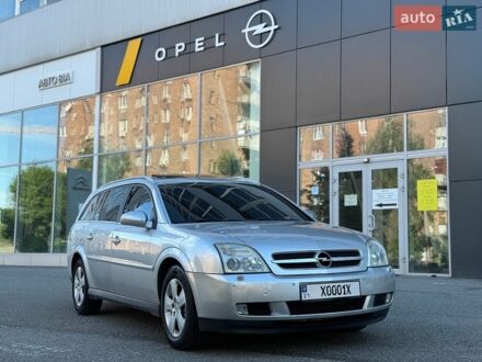 Сірий Опель Вектра, об'ємом двигуна 3 л та пробігом 317 тис. км за 5200 $, фото 1 на Automoto.ua