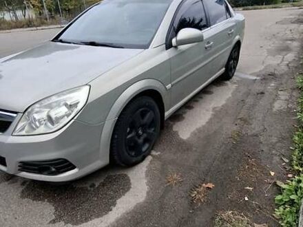 Опель Вектра 2005 у Конотопе на Automoto.ua Сірий Опель Вектра, об'ємом двигуна 2.2 л та пробігом 200 тис. км за 6200 $, фото 1 на Automoto.ua