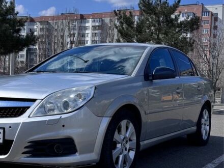 Серый Опель Вектра, объемом двигателя 2.2 л и пробегом 197 тыс. км за 4300 $, фото 1 на Automoto.ua