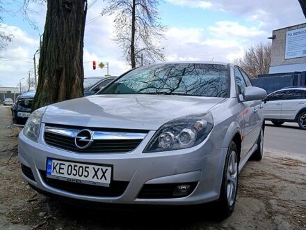 Серый Опель Вектра, объемом двигателя 1.8 л и пробегом 330 тыс. км за 4300 $, фото 1 на Automoto.ua