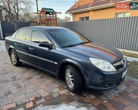 Серый Опель Вектра, объемом двигателя 2.2 л и пробегом 240 тыс. км за 4600 $, фото 1 на Automoto.ua