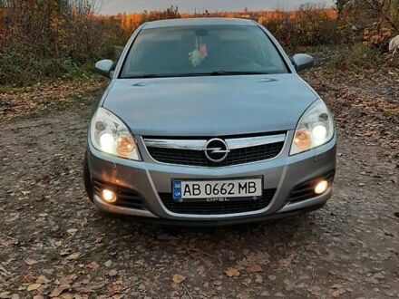 Серый Опель Вектра, объемом двигателя 2.2 л и пробегом 258 тыс. км за 4500 $, фото 1 на Automoto.ua