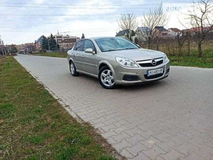 Опель Вектра 2006 в Ужгороде на Automoto.ua Серый Опель Вектра, объемом двигателя 2.2 л и пробегом 230 тыс. км за 5400 $, фото 1 на Automoto.ua