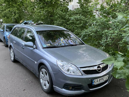 Опель Вектра 2006 в Киеве на Automoto.ua Серый Опель Вектра, объемом двигателя 1.9 л и пробегом 327 тыс. км за 5100 $, фото 1 на Automoto.ua