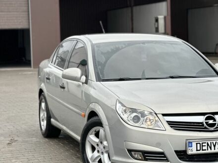 Серый Опель Вектра, объемом двигателя 2.2 л и пробегом 173 тыс. км за 6000 $, фото 1 на Automoto.ua