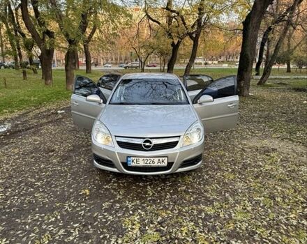 Серый Опель Вектра, объемом двигателя 2.2 л и пробегом 165 тыс. км за 4900 $, фото 1 на Automoto.ua