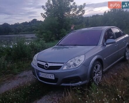 Серый Опель Вектра, объемом двигателя 1.8 л и пробегом 240 тыс. км за 4900 $, фото 1 на Automoto.ua