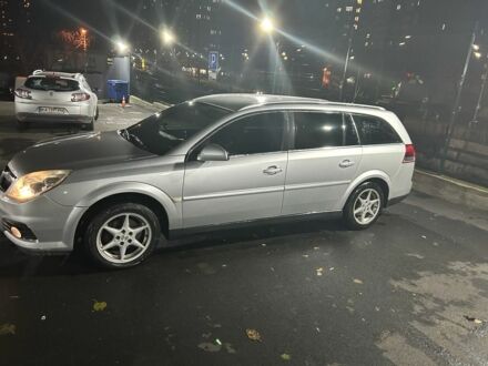 Серый Опель Вектра, объемом двигателя 1.9 л и пробегом 260 тыс. км за 4800 $, фото 1 на Automoto.ua