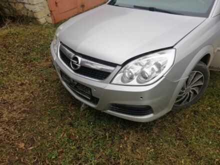 Серый Опель Вектра, объемом двигателя 1.9 л и пробегом 300 тыс. км за 2200 $, фото 1 на Automoto.ua