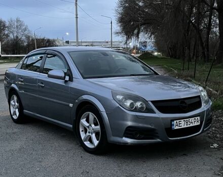 Серый Опель Вектра, объемом двигателя 2.2 л и пробегом 299 тыс. км за 4850 $, фото 1 на Automoto.ua