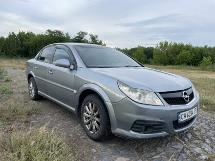 Сірий Опель Вектра, об'ємом двигуна 1.8 л та пробігом 320 тис. км за 3200 $, фото 1 на Automoto.ua