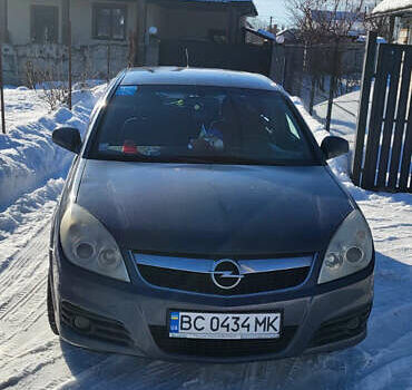Серый Опель Вектра, объемом двигателя 1.8 л и пробегом 305 тыс. км за 5500 $, фото 1 на Automoto.ua