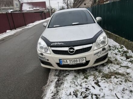 Серый Опель Вектра, объемом двигателя 1.9 л и пробегом 300 тыс. км за 1000 $, фото 1 на Automoto.ua
