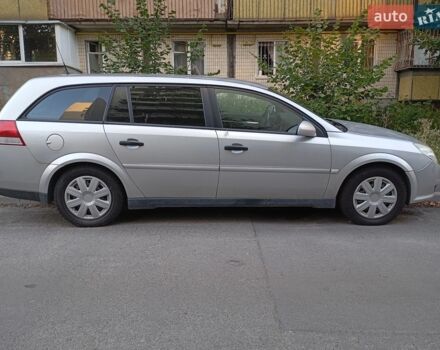 Серый Опель Вектра, объемом двигателя 1.91 л и пробегом 319 тыс. км за 3500 $, фото 1 на Automoto.ua