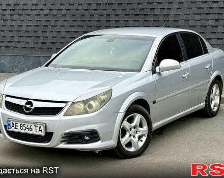 Серый Опель Вектра, объемом двигателя 2.2 л и пробегом 250 тыс. км за 4900 $, фото 1 на Automoto.ua