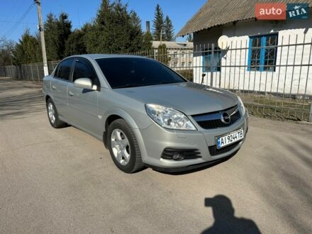 Сірий Опель Вектра, об'ємом двигуна 2.2 л та пробігом 200 тис. км за 5500 $, фото 1 на Automoto.ua