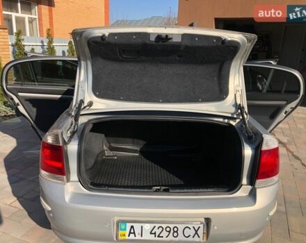 Серый Опель Вектра, объемом двигателя 1.8 л и пробегом 262 тыс. км за 5200 $, фото 1 на Automoto.ua