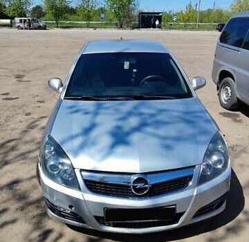Серый Опель Вектра, объемом двигателя 1.9 л и пробегом 355 тыс. км за 3500 $, фото 1 на Automoto.ua
