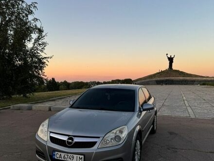 Серый Опель Вектра, объемом двигателя 2.2 л и пробегом 247 тыс. км за 3800 $, фото 1 на Automoto.ua