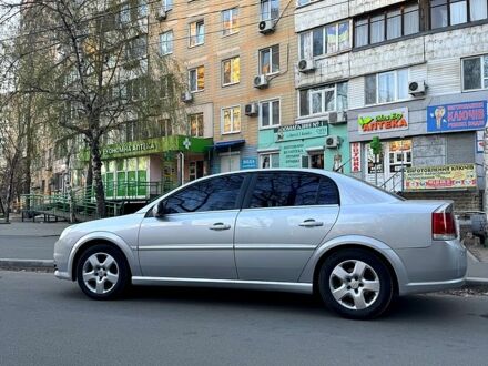 Серый Опель Вектра, объемом двигателя 2.2 л и пробегом 266 тыс. км за 4680 $, фото 1 на Automoto.ua