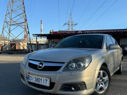 Серый Опель Вектра, объемом двигателя 2.2 л и пробегом 289 тыс. км за 5550 $, фото 1 на Automoto.ua