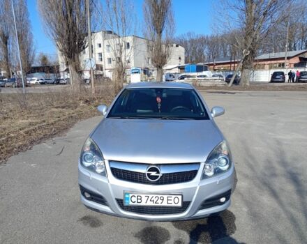 Серый Опель Вектра, объемом двигателя 2.2 л и пробегом 257 тыс. км за 5600 $, фото 1 на Automoto.ua