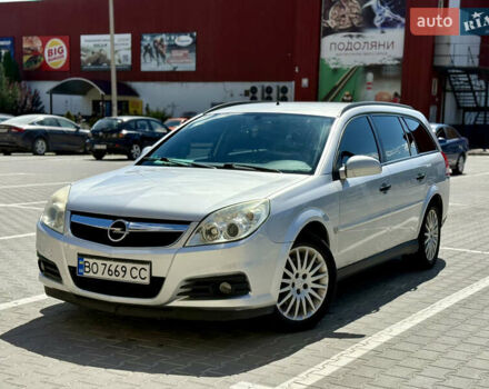 Серый Опель Вектра, объемом двигателя 1.9 л и пробегом 300 тыс. км за 5700 $, фото 1 на Automoto.ua