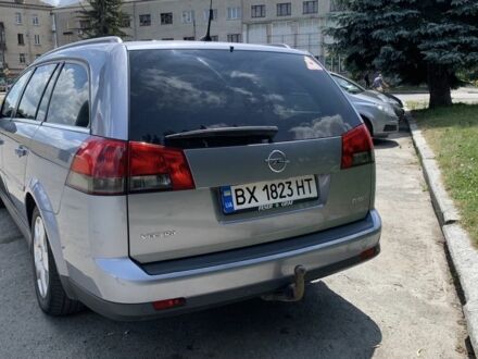 Опель Вектра 2008 у Шепетовке на Automoto.ua Сірий Опель Вектра, об'ємом двигуна 1.9 л та пробігом 340 тис. км за 5200 $, фото 1 на Automoto.ua