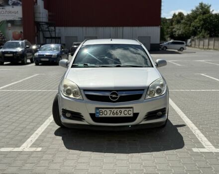 Сірий Опель Вектра, об'ємом двигуна 1.9 л та пробігом 299 тис. км за 5500 $, фото 1 на Automoto.ua
