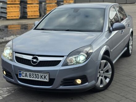 Сірий Опель Вектра, об'ємом двигуна 2.2 л та пробігом 255 тис. км за 6200 $, фото 1 на Automoto.ua