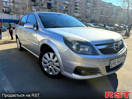 Сірий Опель Вектра, об'ємом двигуна 2.2 л та пробігом 222 тис. км за 5500 $, фото 1 на Automoto.ua