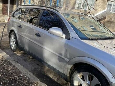 Серый Опель Вектра, объемом двигателя 1.9 л и пробегом 400 тыс. км за 5000 $, фото 1 на Automoto.ua